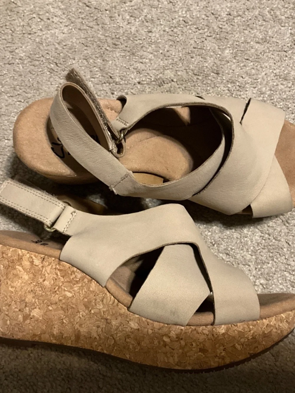 Clarks Collection Rose Grace Wedge Sandals | Tan | Size 6 | Cloud-Like Comfort!